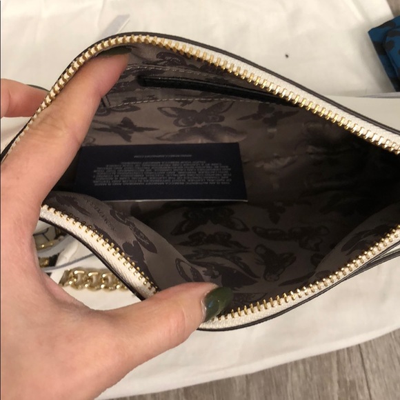 Rebecca Minkoff Avery White Bag with gold hardware - Picture 4 of 7